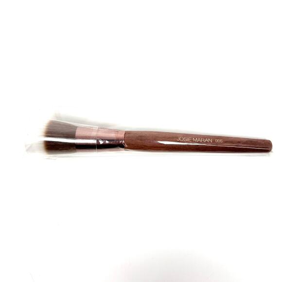 Josie Maran Vibrancy Foundation Brush 005 Full Size 6.75" Makeup Brush NEW - Picture 2 of 5